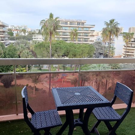 Appartement 2 Pieces Meubles A Juan Les Pins Antibes Zewnętrze zdjęcie
