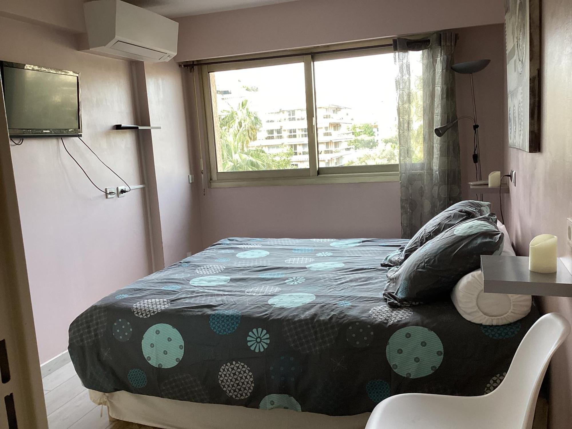 Appartement 2 Pieces Meubles A Juan Les Pins Antibes Zewnętrze zdjęcie